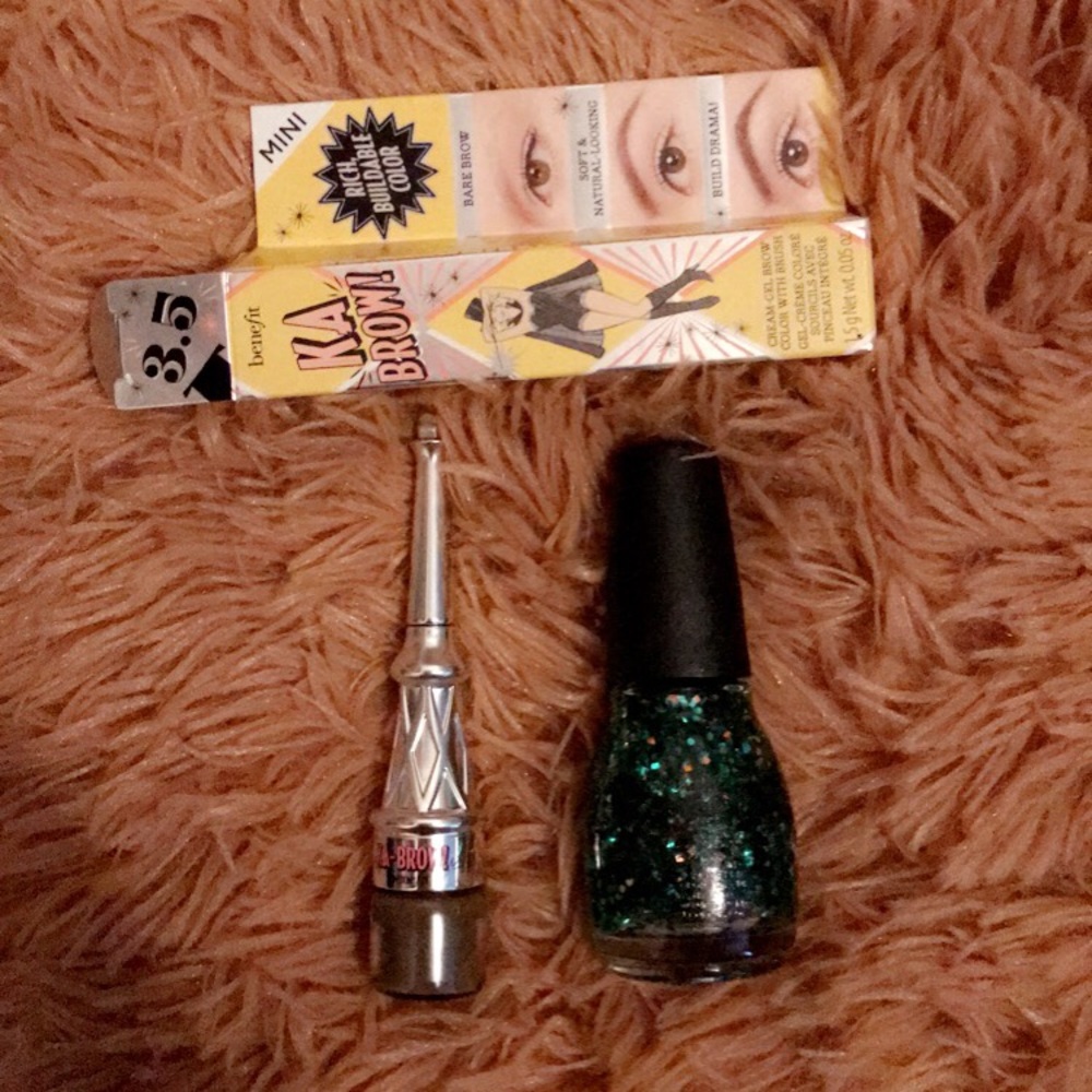 HP✨Benefit brow gel&sinful polish